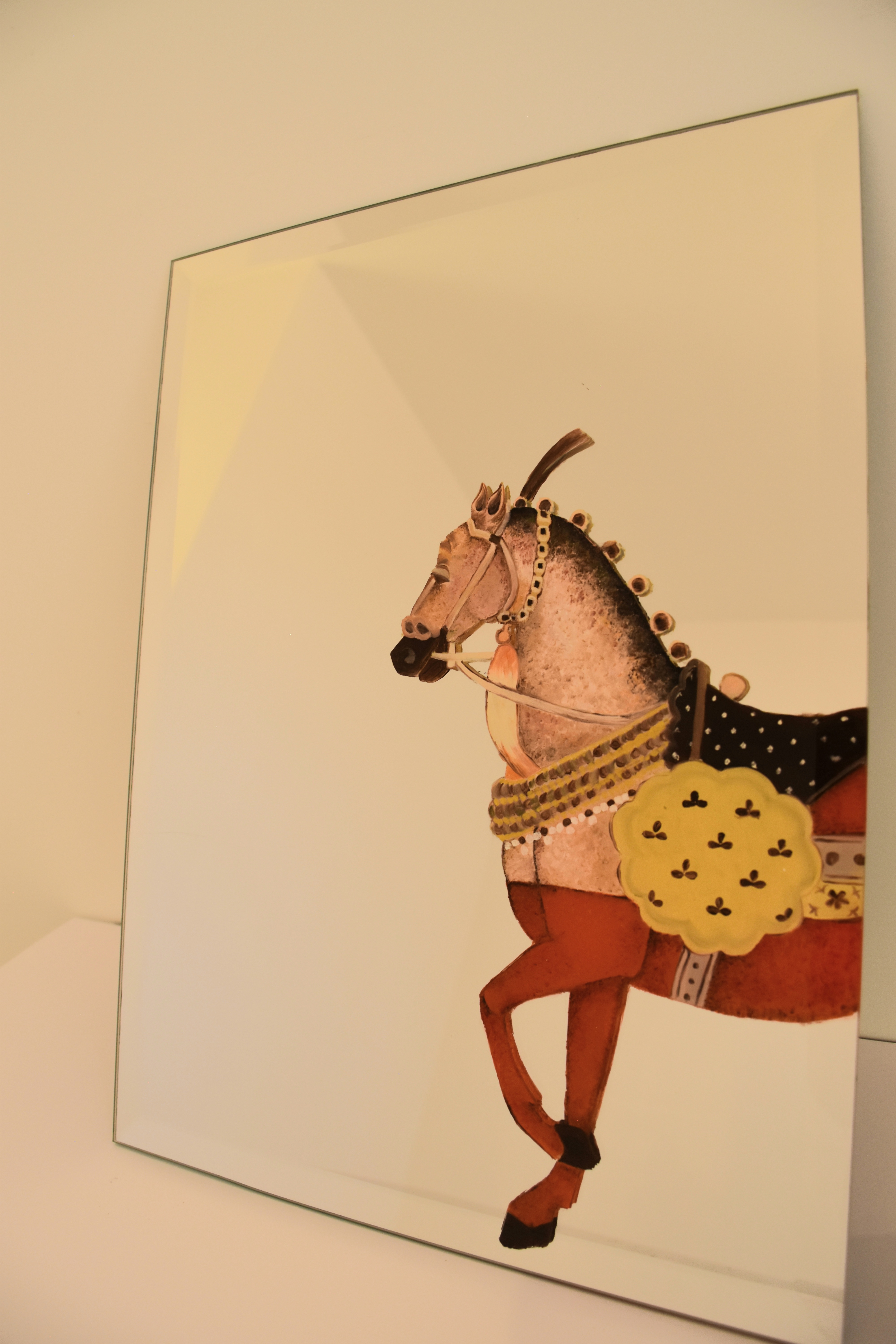 آینه نقاشی شده طرح اسب